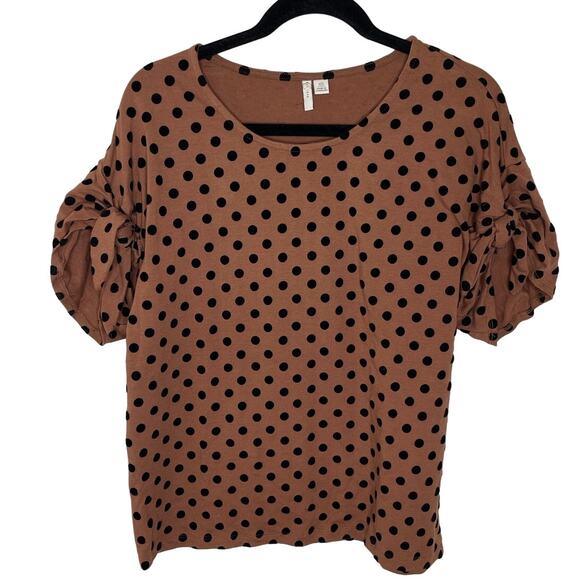 Amazon Boutique Polka Dot Short Sleeve Shirt Womens size xsmall - Picture 1 of 6